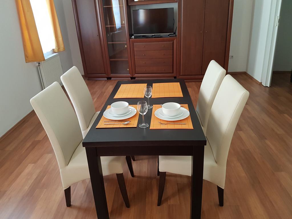 Apartman Kaszas Central Mosonmagyaróvár المظهر الخارجي الصورة