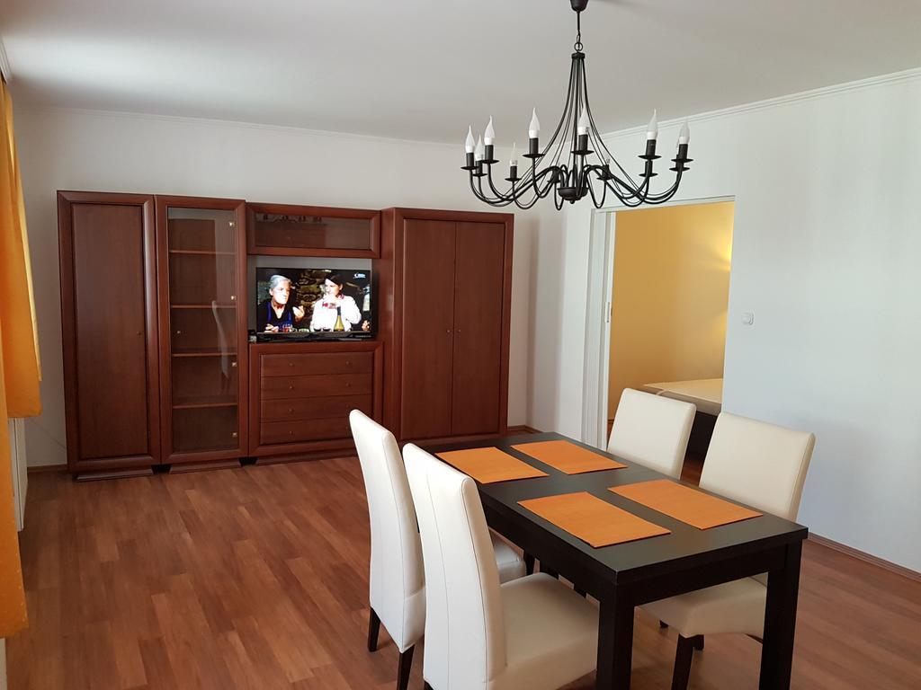Apartman Kaszas Central Mosonmagyaróvár المظهر الخارجي الصورة